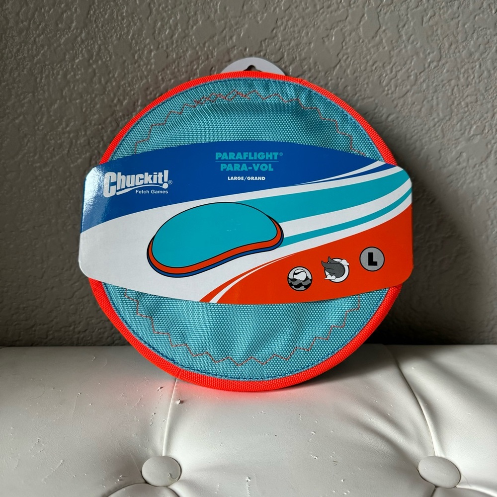 Chuckit Paraflight